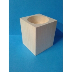 Świecznik 8cm kwadratowy