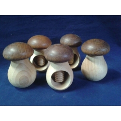 Dziadek do orzechów , grzybek  10x6,5 cm