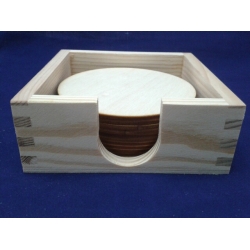 Komplet 10 podkładek  fi 10 cm , w pojemniku wysokim,podkładkami