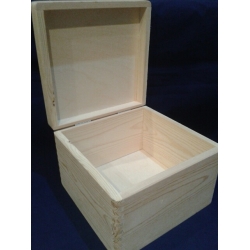 Pudełko  17x17x12cm  zaokrąglone boki, skrzynka 17x17x12cm