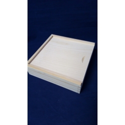 Pudełko zasuwane , pudełko 19x19x5cm , na zdjęcia i pendriva , zdjęcia o wym: 15x10cm