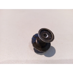 Uchwyt metalowy 1,8x1,8cm   / gałka / nrA4