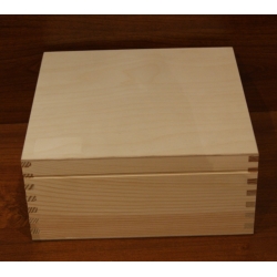 Pudełko 17,5x17,5x8cm, pudełko drewniane 17,5x17,5x8