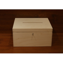 Pudełko   29x24,5x15,3  cm ,  na koperty , małe , zamykane na kluczyk