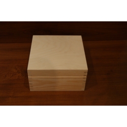 Pudełko  16,5x16,5x8  cm  ,  H4 pusta