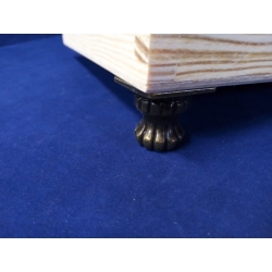 Nóżka dekoracyjna metalowa  do szkatułek С015    dł:3,5cm  ,  wys: 2,3cm