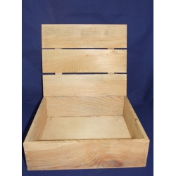 Skrzynia , deska o grubości 1cm  -   34x29,5x11,5cm